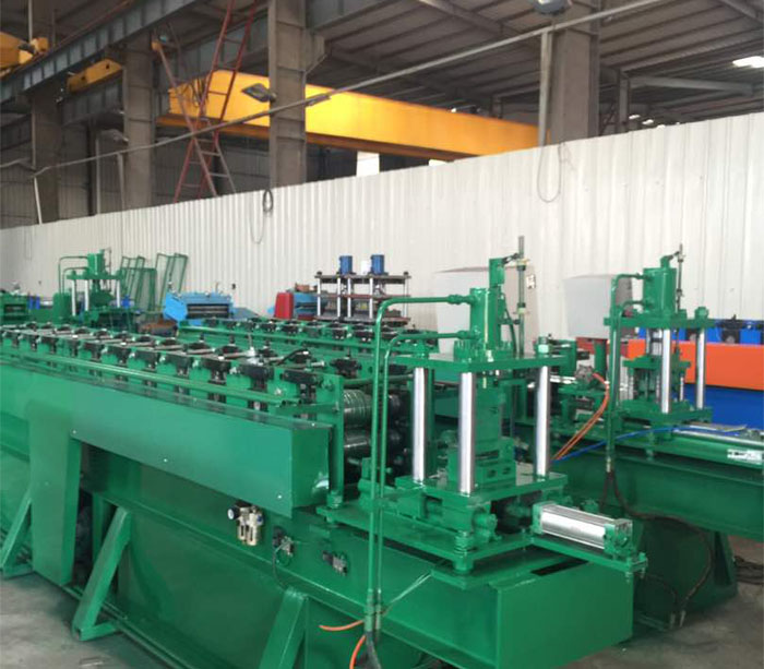 Rack Roll Forming Machine